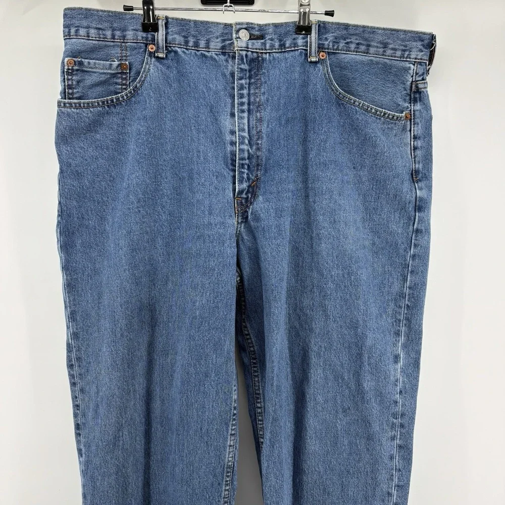 Levi's 550 Jeans Men's 42x32 (Fits 40x31) Blue Denim Relaxed Fit‎